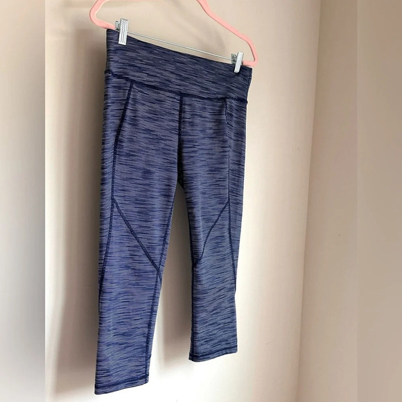 Tek Gear Dry Tek Capri Leggings - Size L - Picture 2 of 6